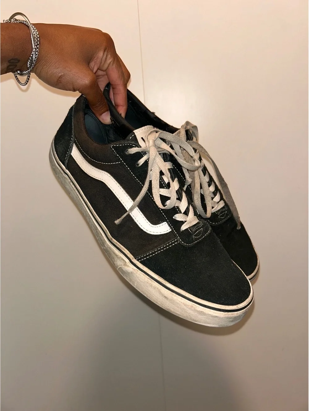Vans Old Skool Black and White Men's Sneakers Size 10